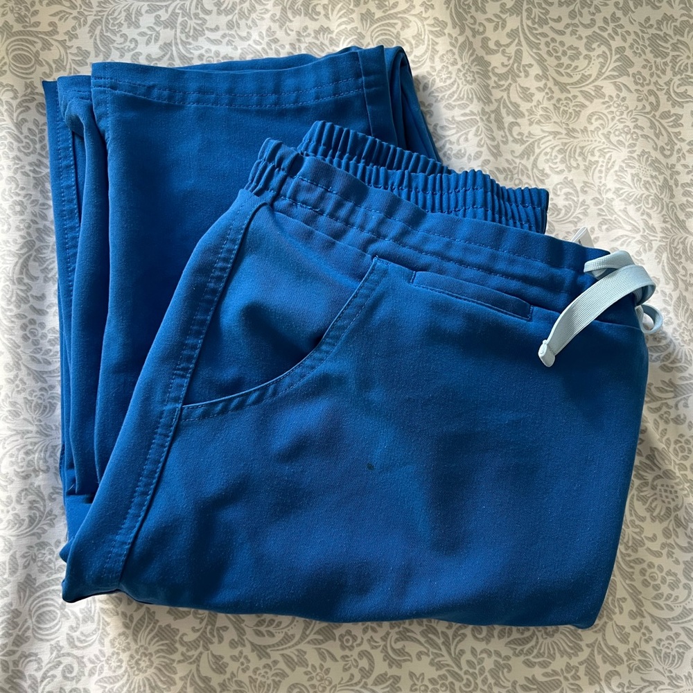 FIGS royal blue yola size small/T